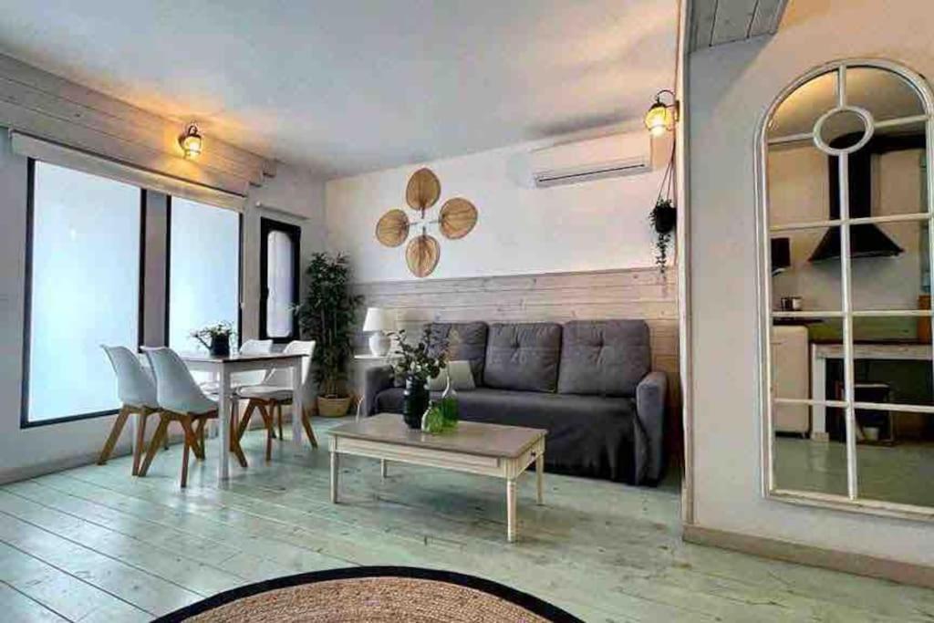 New Cozy Beach Apartment, Wifi فالنسيا المظهر الخارجي الصورة